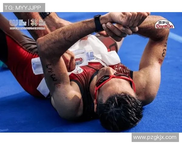 重庆攀岩队在极限运动会中以50分领先其他队伍展现出强大实力